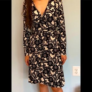 Banana Republic black and white wrap dress